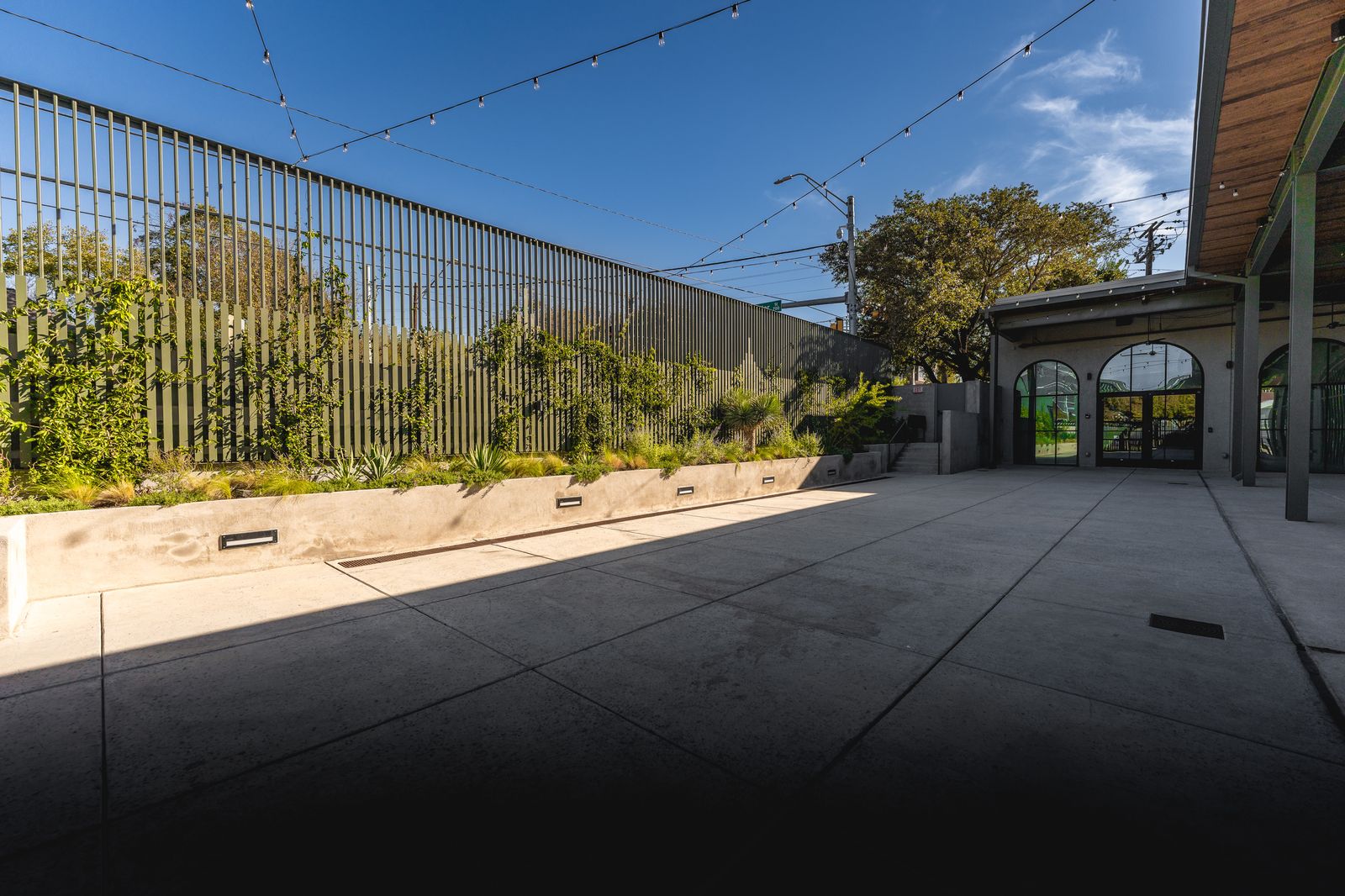 Assembly Hall — photo 5