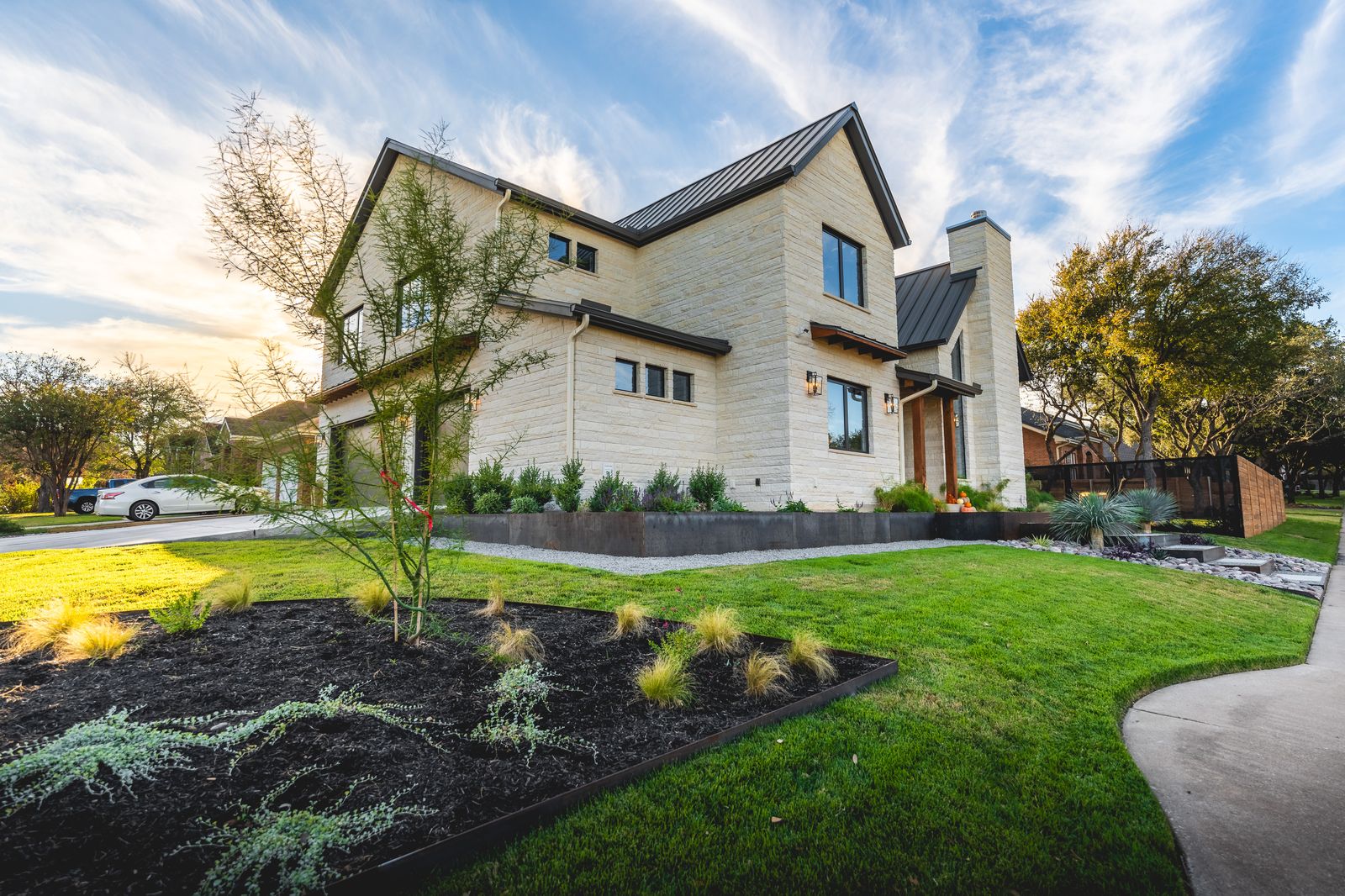 Ridgeline — photo 2