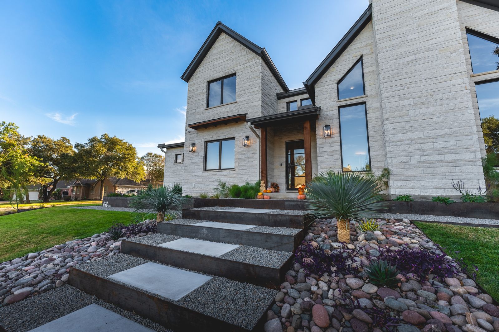 Ridgeline — photo 6