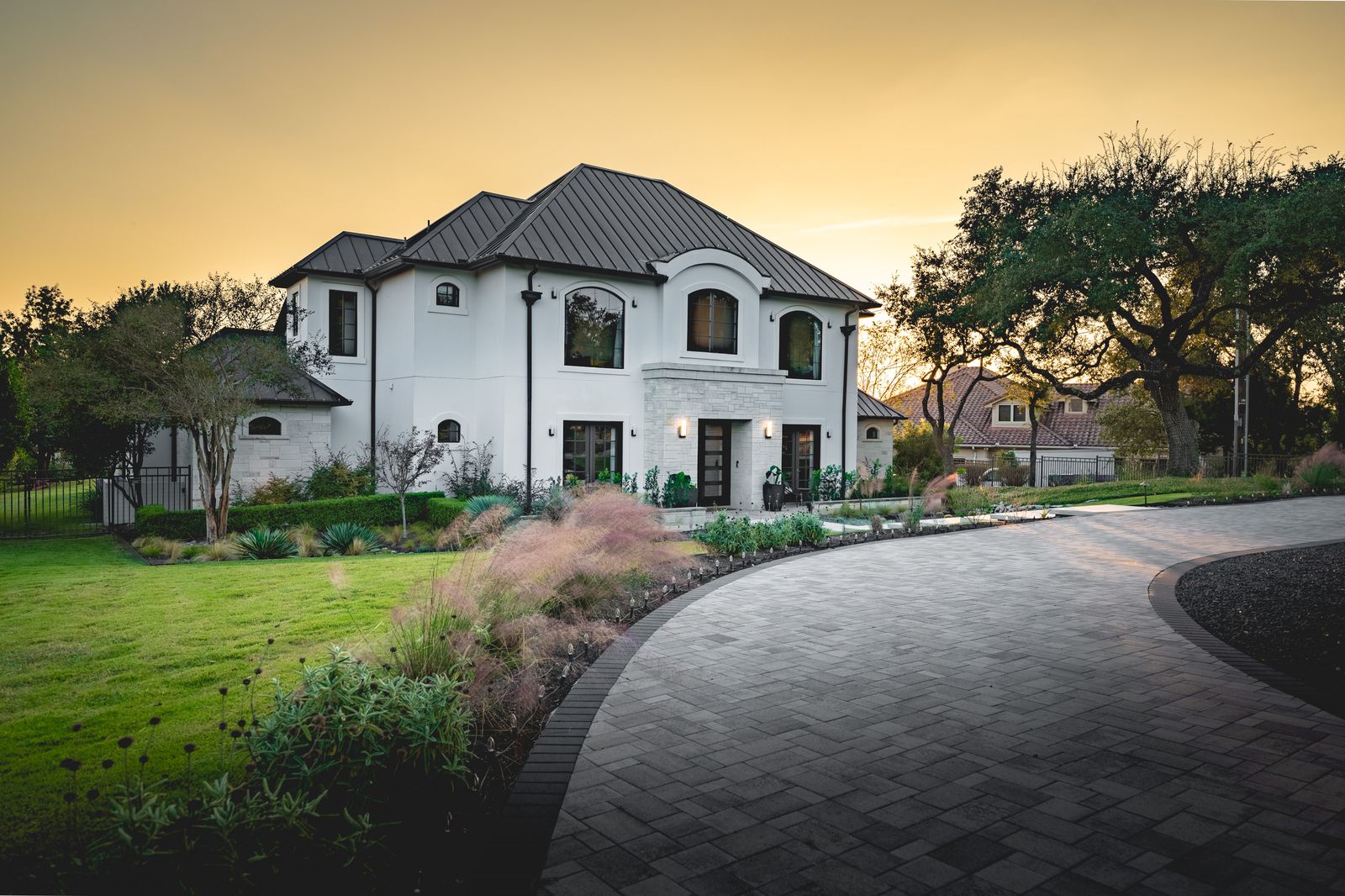 Cosmic Glow — photo 3